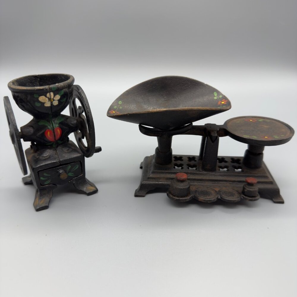 Vtg Hand Painted Miniature Set Cast Iron Coffee Grinder Balance Weights Scoop